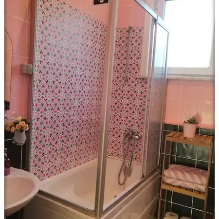 3br Ac&lift& 1 Min To Metro In Taksim