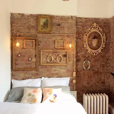 3br Ac&lift& 1 Min To Metro In Taksim *