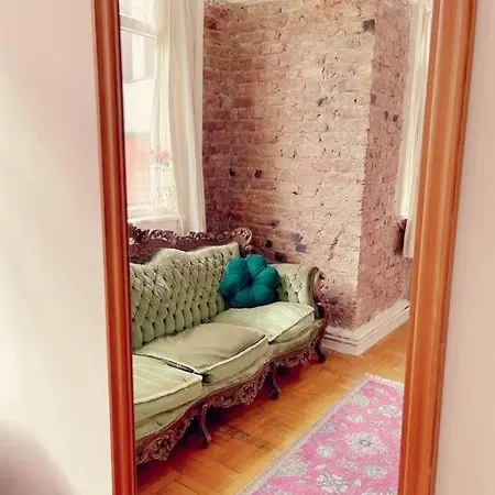 Lejlighed 3br Ac&lift& 1 Min To Metro In Taksim